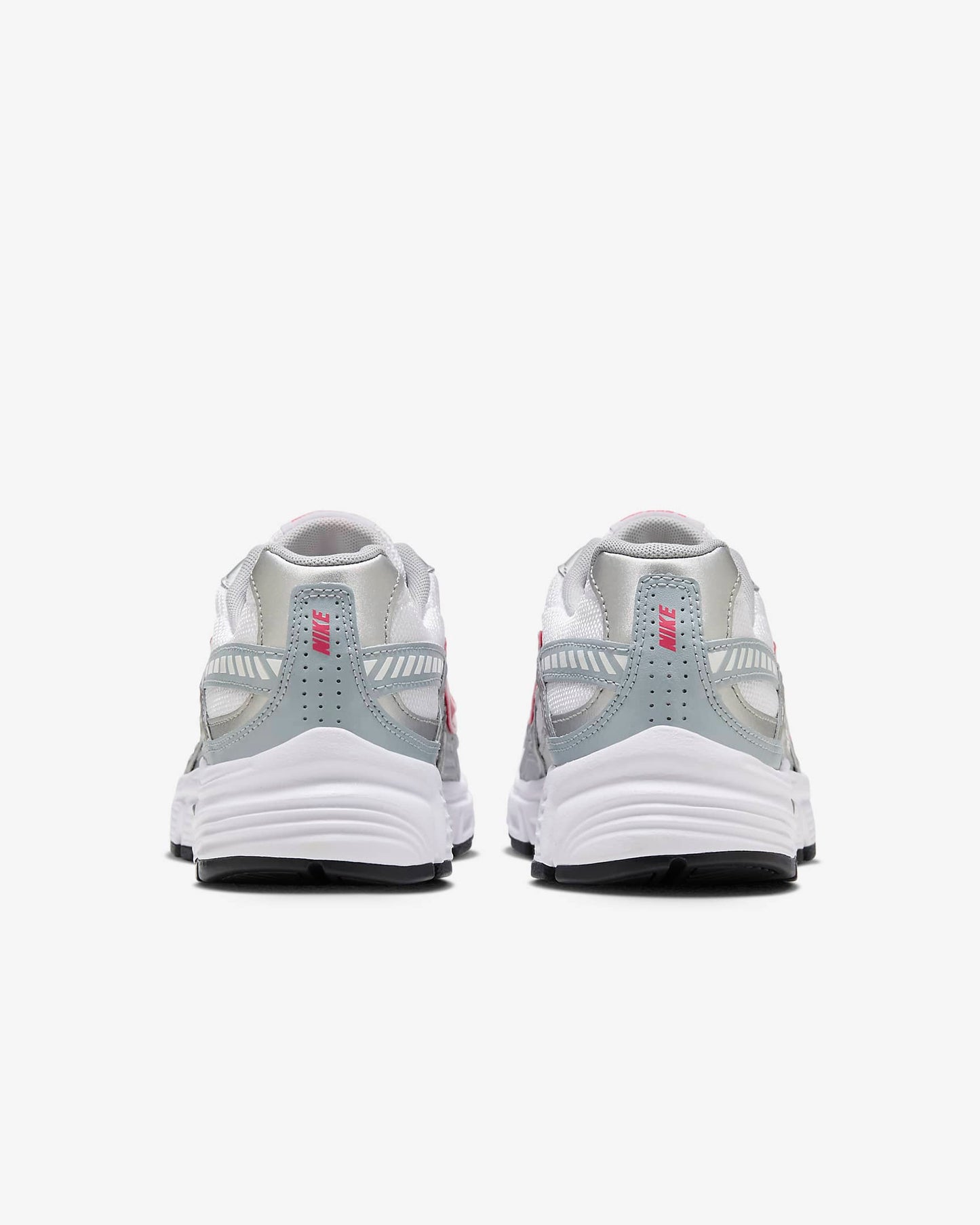 Nike Initiator